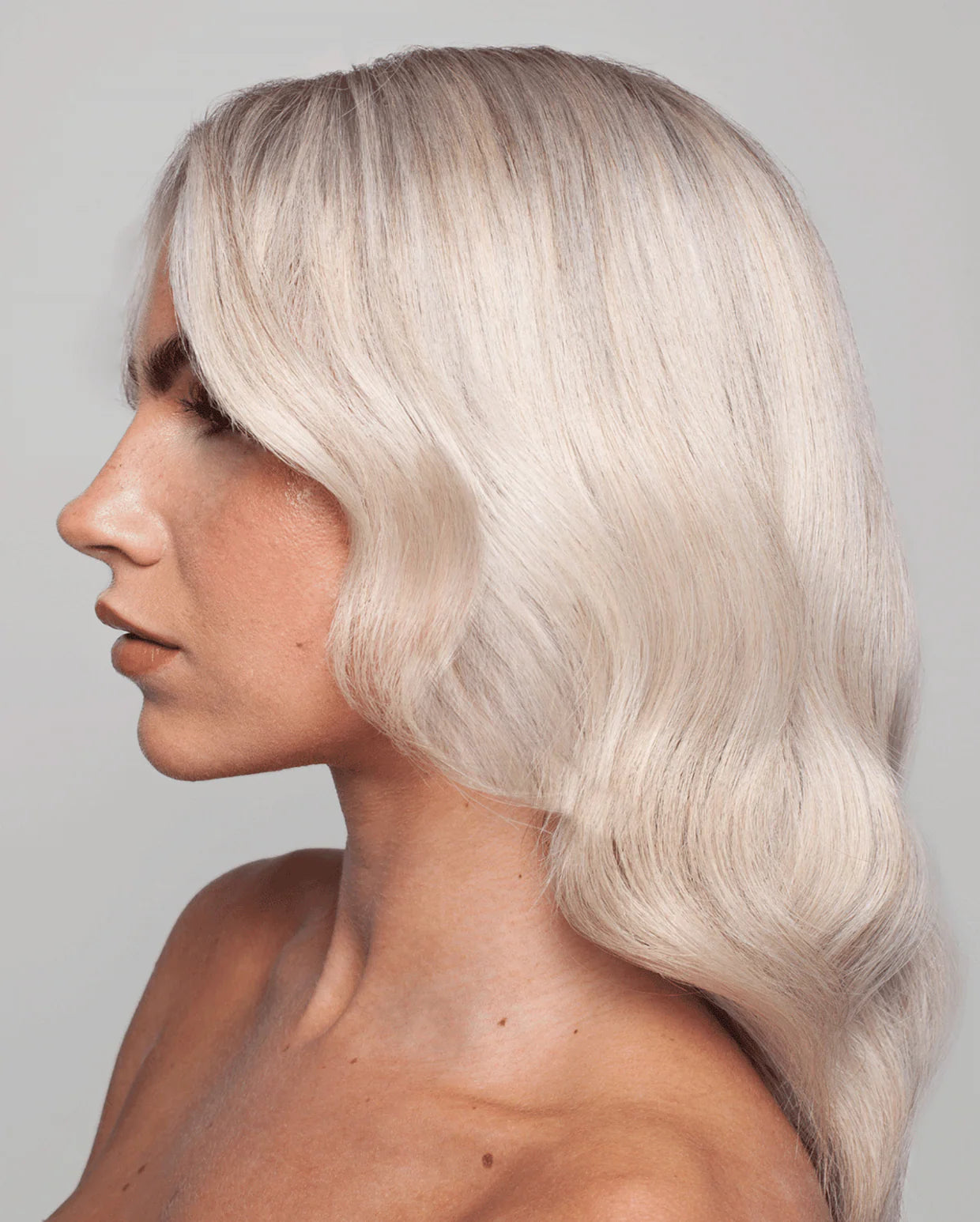 White Blonde Maintain and Protect Toning Spray